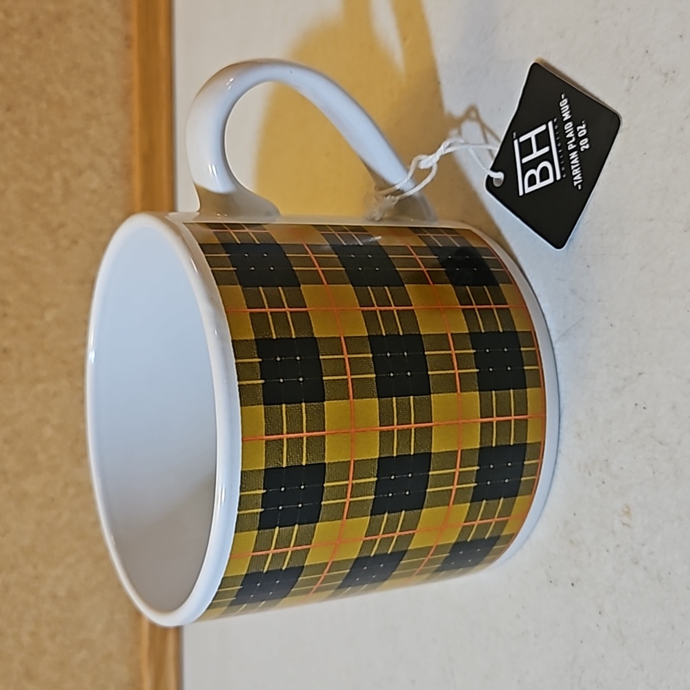 Tartan plaid coffee mug NWT